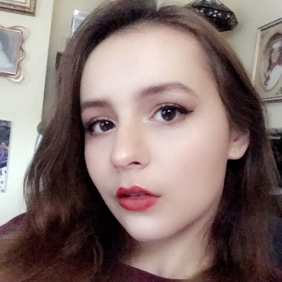 Meet your Posher, Lauren - Picture 1 of 1